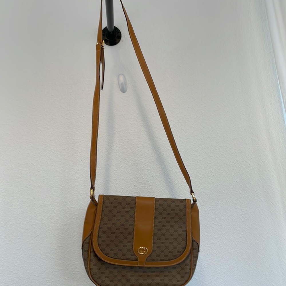 Vintage Gucci crossbody